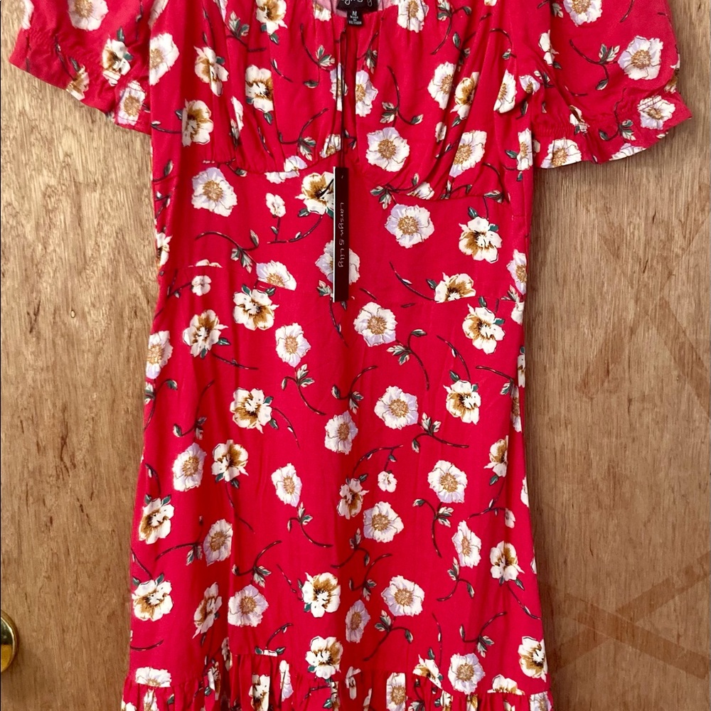 Larson & Lily RARES floral drop waist knee-length dress. Size Medium